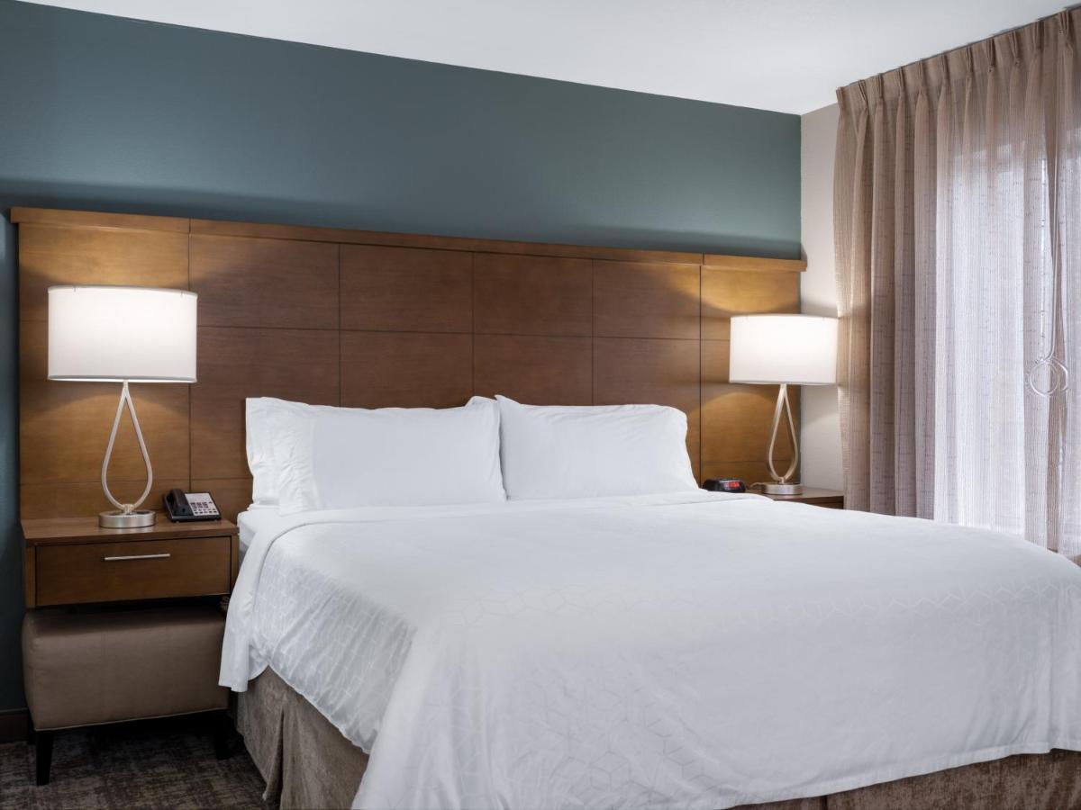 Staybridge Suites - Sioux City Southeast By Ihg Exterior photo